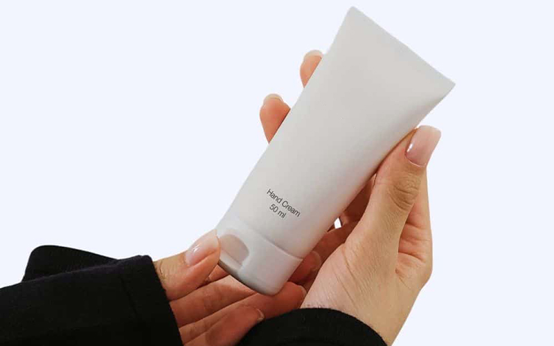 tie layer adhesive for multilayer tubes